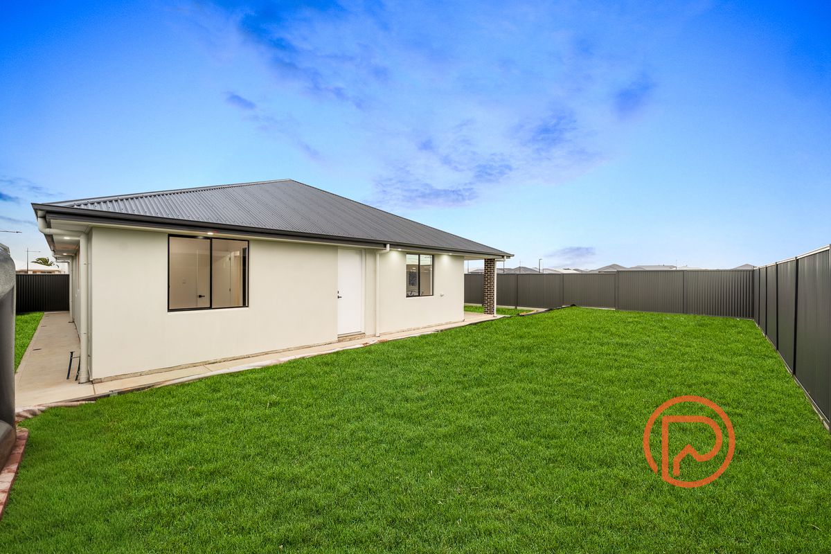 12 Bonney Loop, Riverlea Park