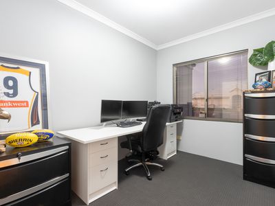6 Mildura Way, Harrisdale