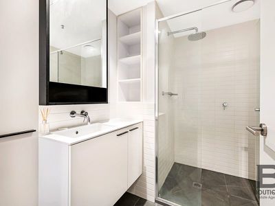 1712 / 1 Ascot Vale Road, Flemington