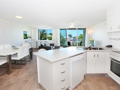21 / 42-56 River Esplanade, Mooloolaba