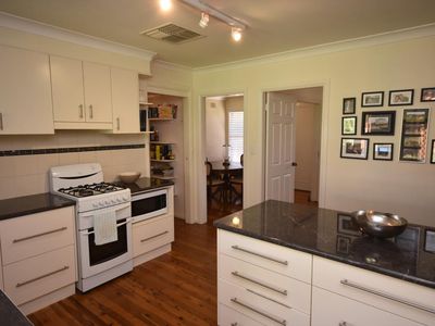 135 Bultje St, Dubbo
