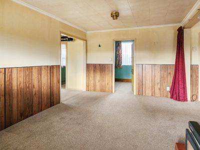 16 Leader Street, Riverton