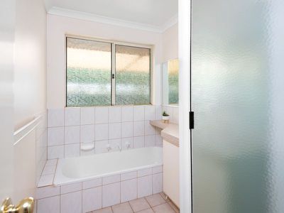 1 O'Byrne Crescent, Broadwood