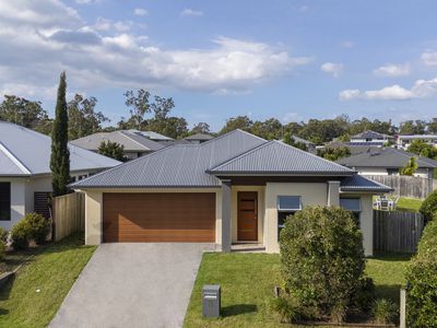 15 Lysaght Drive, Pimpama