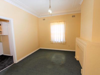 1 / 121 Bentinck Street, Bathurst