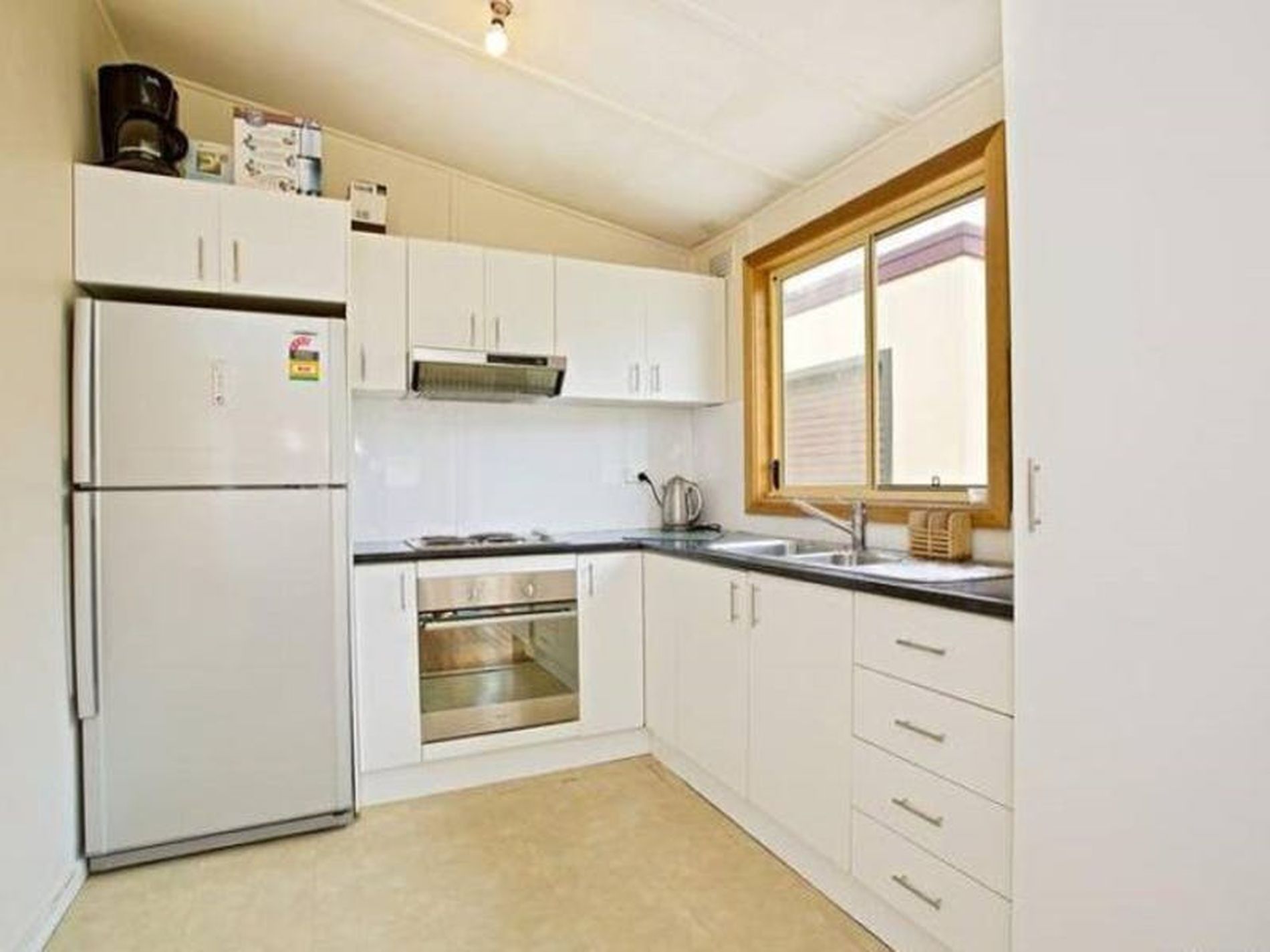 18 Endeavour Road, Georges Hall