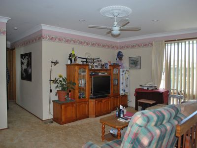 16 Rogers Avenue, Kanahooka