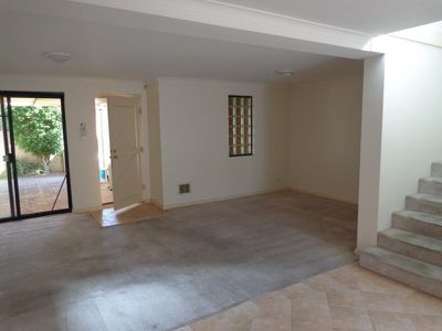2 / 4 cato, Glendalough