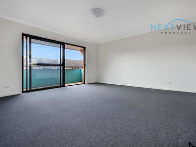 11 / 77 Bull Street, Cooks Hill