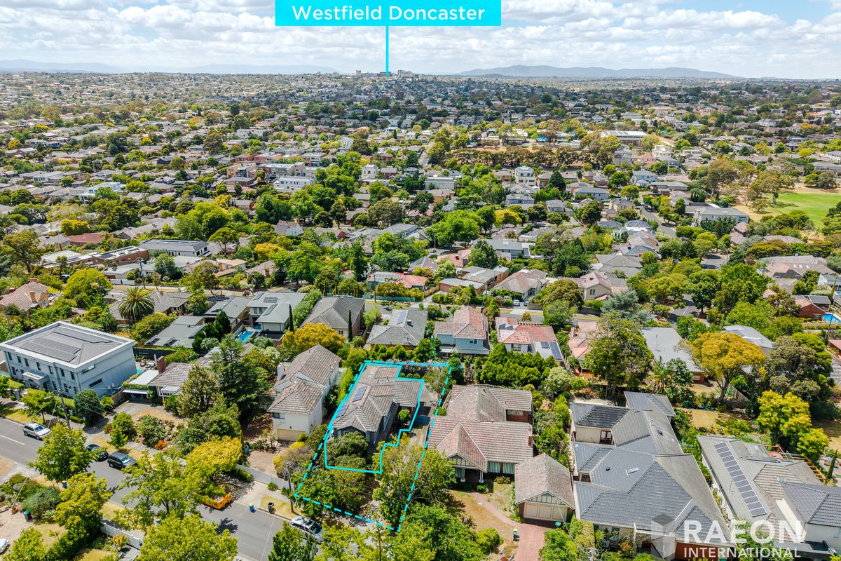 77 Mountain View Road, Balwyn North