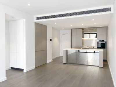 1008 / 81 Harbour Street, Sydney