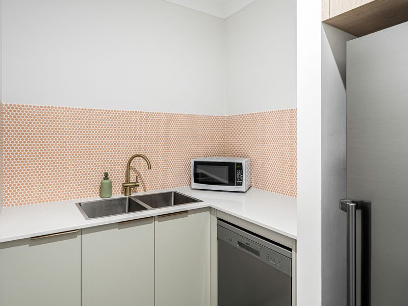 8 BLUEBERRY LOOP, Byford