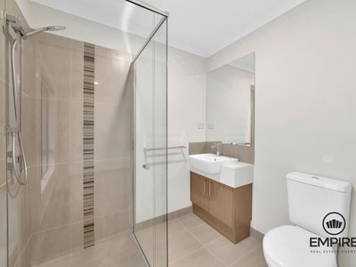 11 Kenmore Way, Clyde North