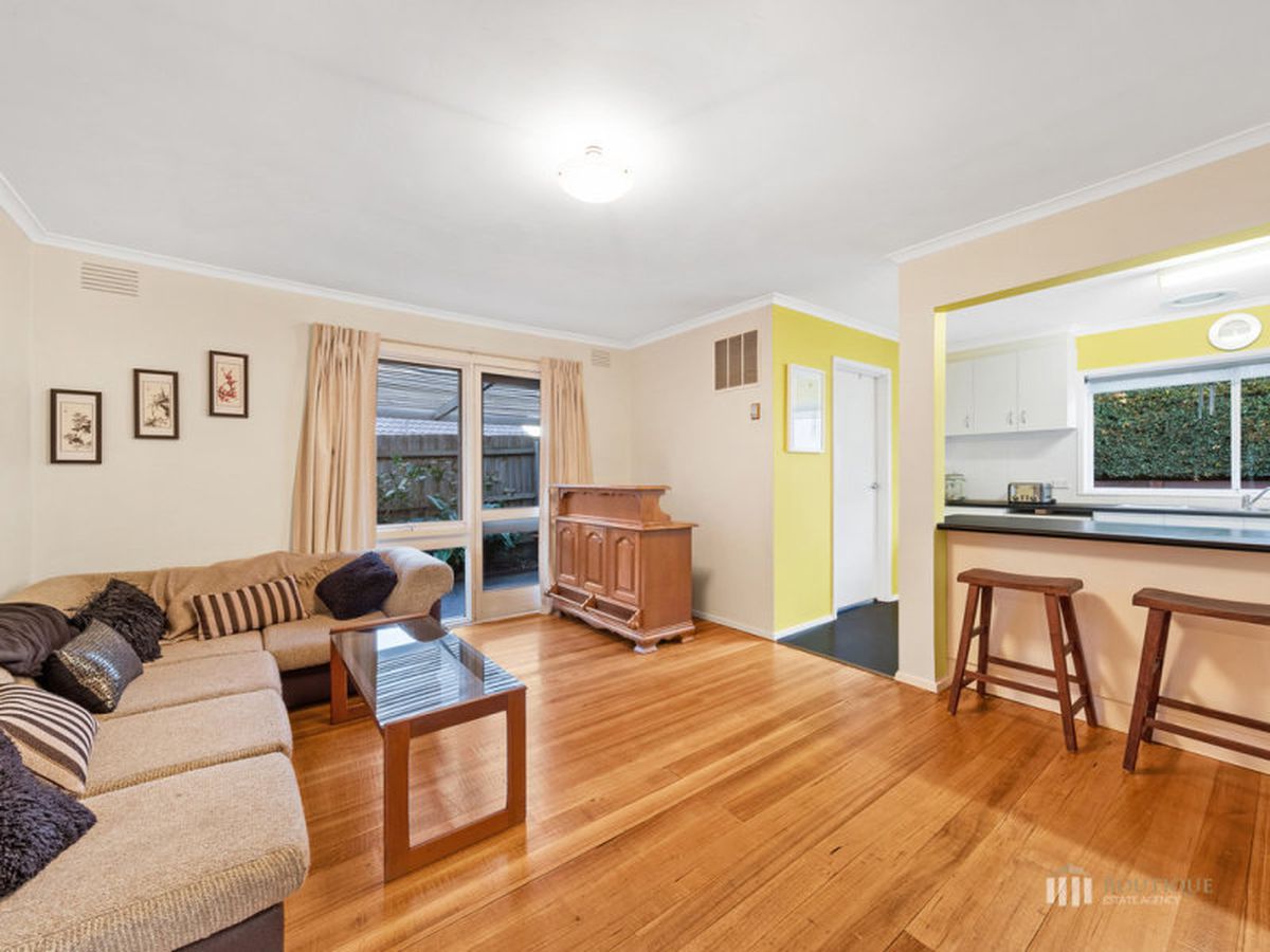 12 Suffolk Road, Dandenong North