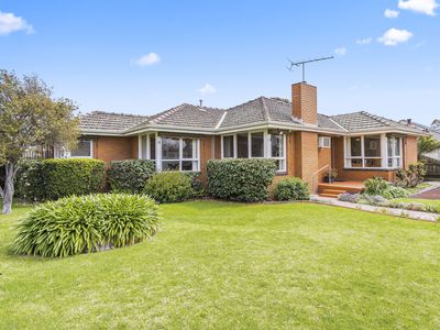 1 WATSON COURT, Altona