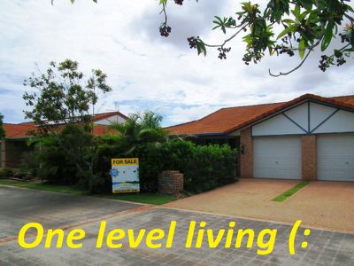2 / 4 Curlew Way, Tweed Heads West
