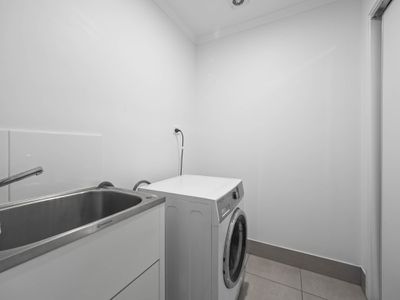 1&2 / 9 Como Place, Waterford West