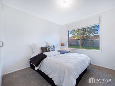 52 Bellbrook Drive, Dandenong North