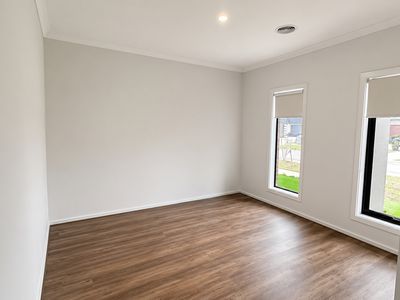 15 Kite Street, Winter Valley