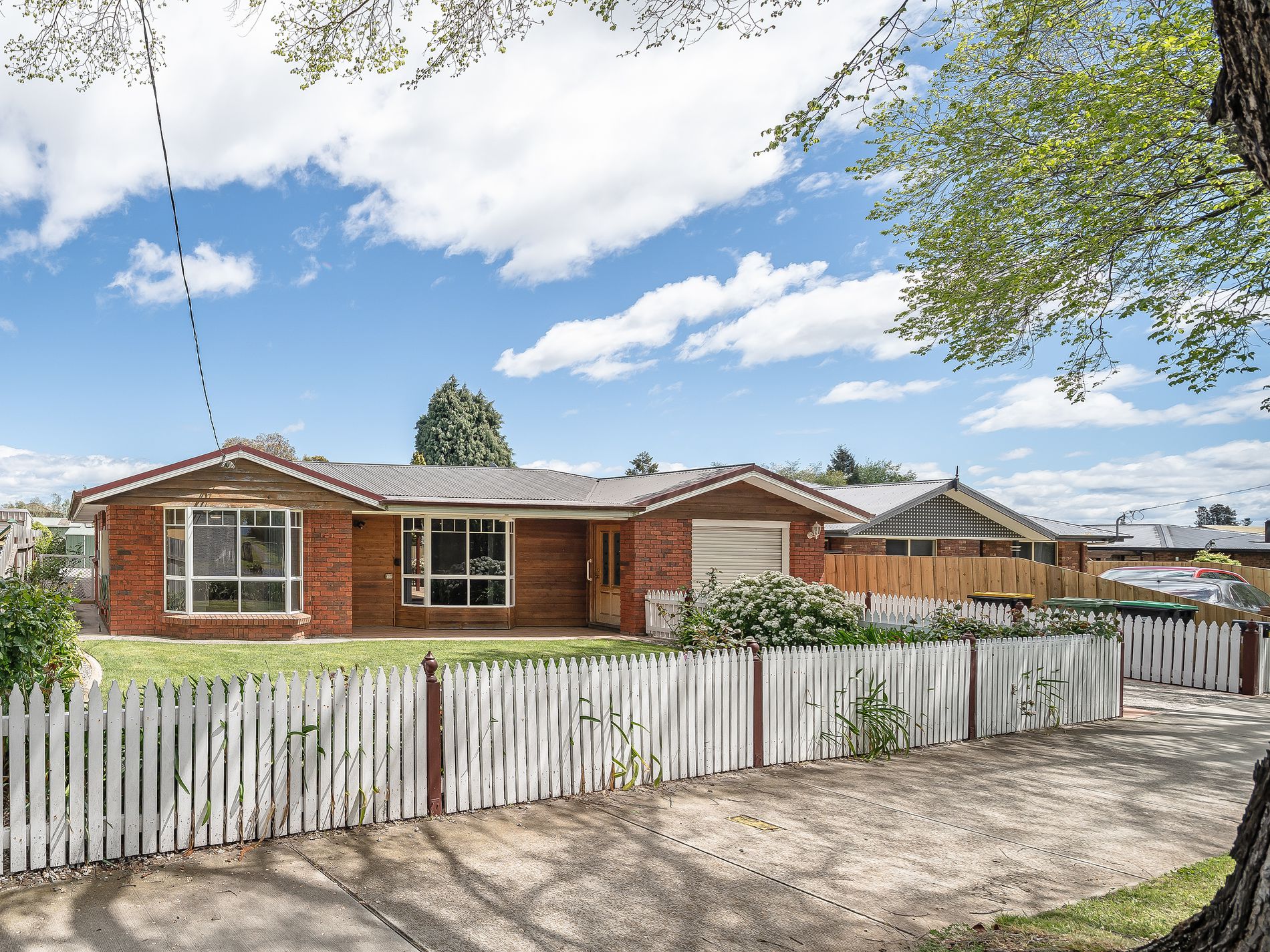 150 Wellington Street, Longford