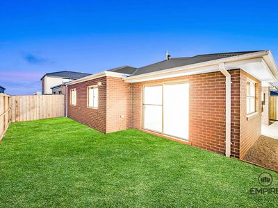 1 Rockdale Road, Clyde North
