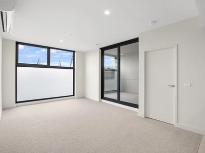 210/380 Bell Street, Preston