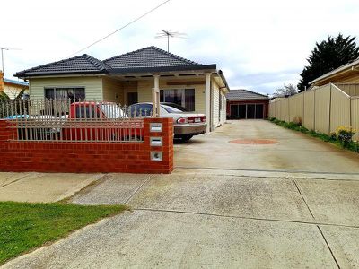 79 Millawa Avenue, St Albans
