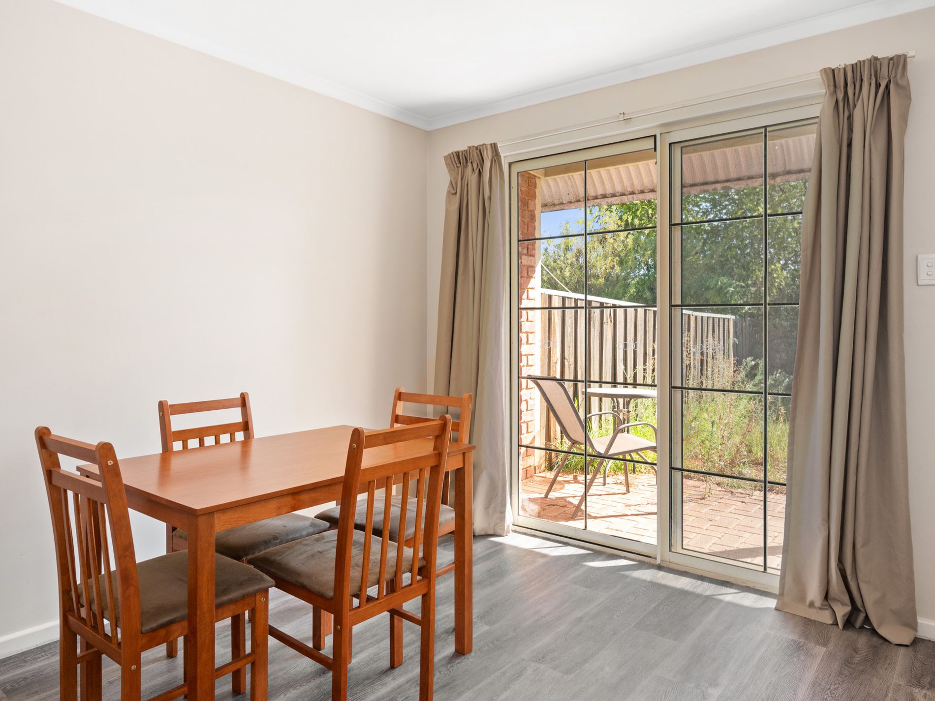 4 / 4 Ochiltree Street, Somerville