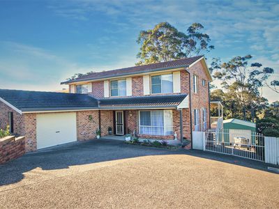 34 Hillcrest Avenue, North Narooma