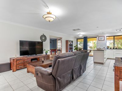 23 Albens Vale, Roleystone