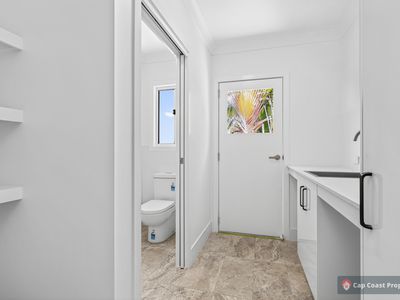 6 Palm Court, Meikleville Hill
