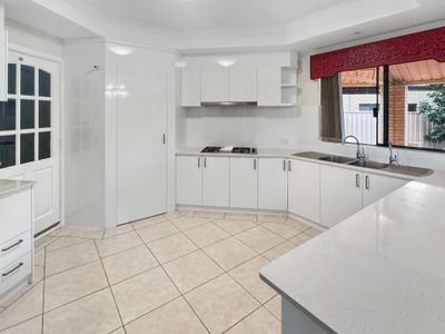 14 Orlando Avenue, Bibra Lake