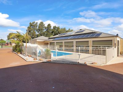 61 Country Road, Pinjarra