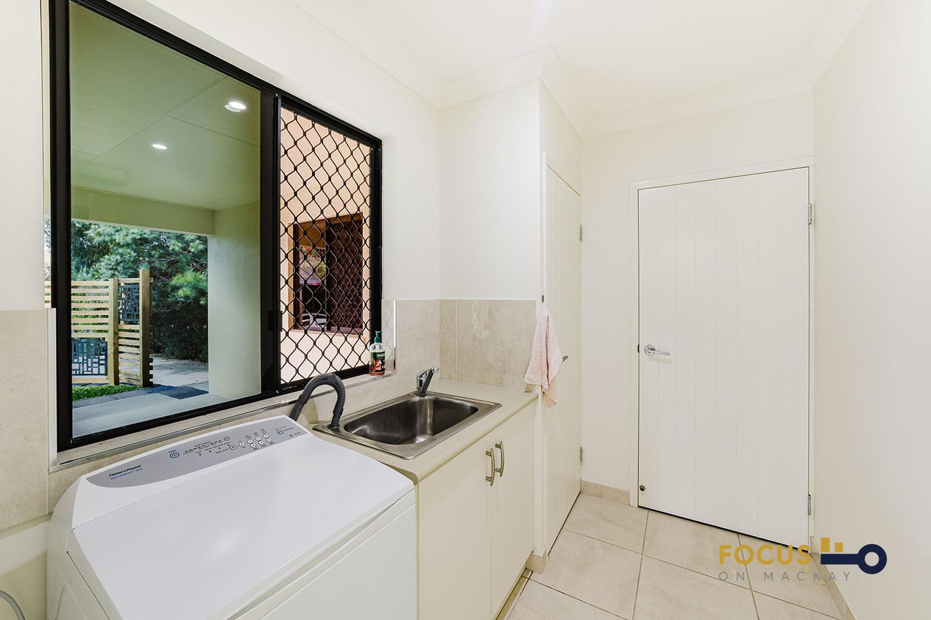 94 Range Road, Sarina
