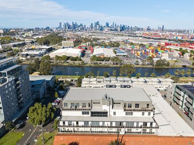 8 / 5 Saltriver Place, Footscray