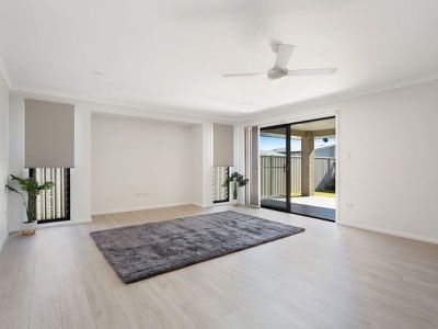 2 / 22 Margina Close, Tuncurry