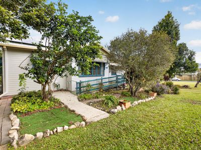 17 Evans Street, Atherton