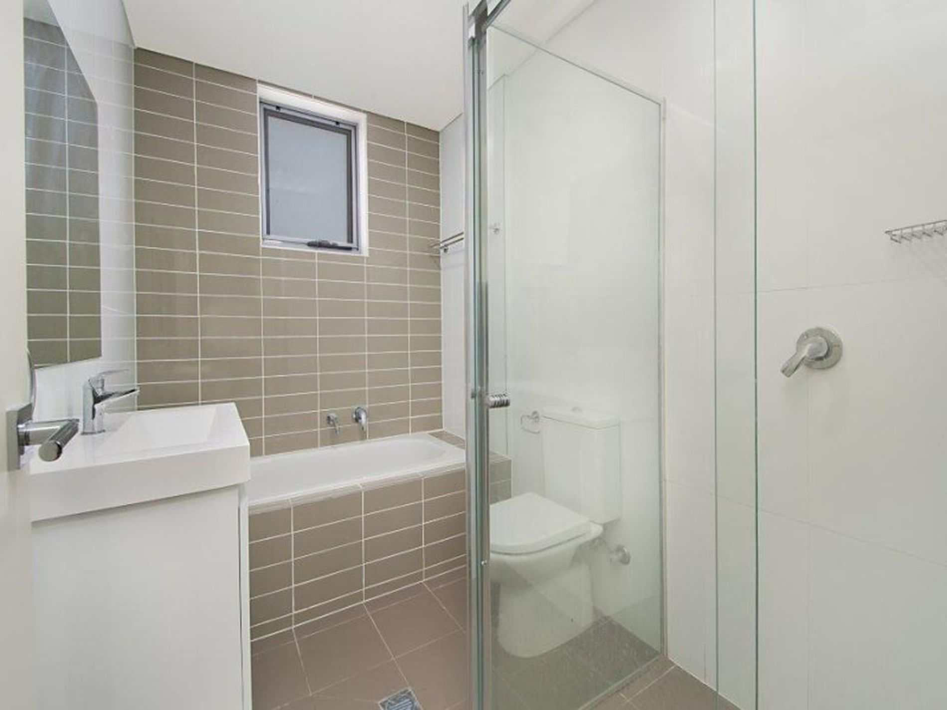 17 / 81-83 Kissing Point Road, Dundas