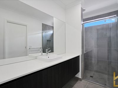 15  Sleet Avenue , Wyndham Vale