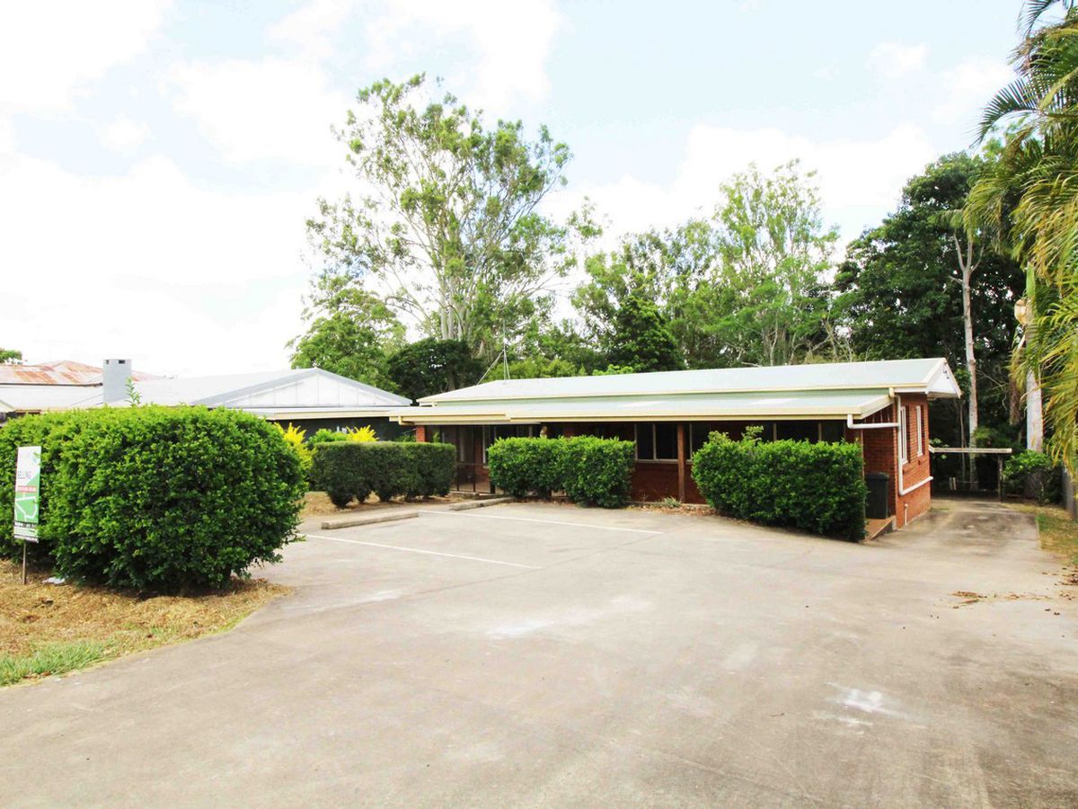 20 COOK STREET, Atherton