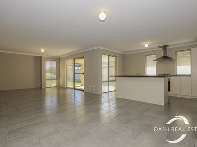 28 Watkins Loop, Tapping