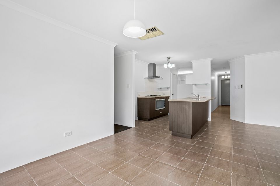 53 Colreavy Ramble, Baldivis