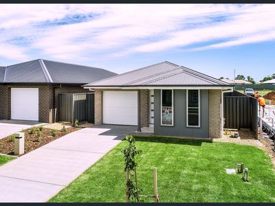 30b Violet Circuit, Dubbo
