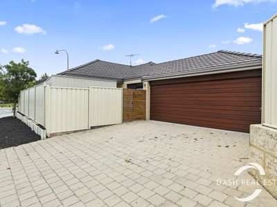 2 Alvarez Parkway, Tapping