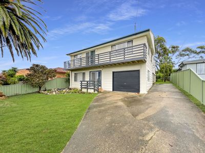 11 Blair Street, Old Erowal Bay