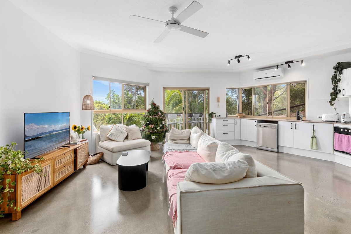 8 / 28 Panorama Drive, Currumbin