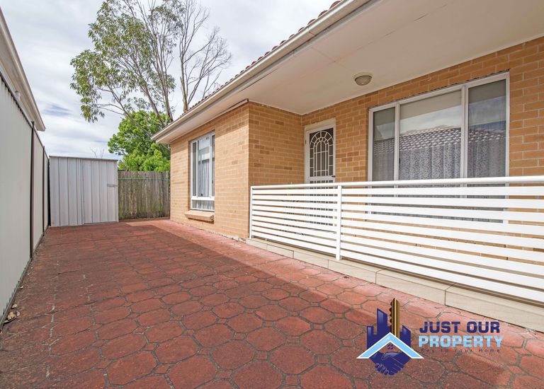 11A Mckevitte Ave, East Hills