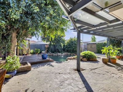 17 Fountain Way, Huntingdale