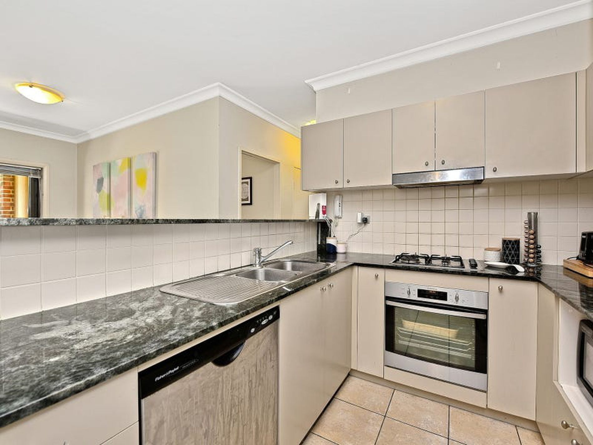 26 / 1-3 Coronation Avenue, Petersham