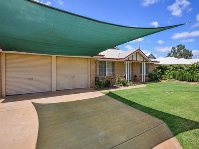 42 Azamor Drive, Boulder